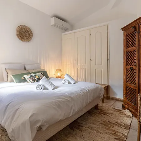 Appartamento Casetta Bianca By Interhome